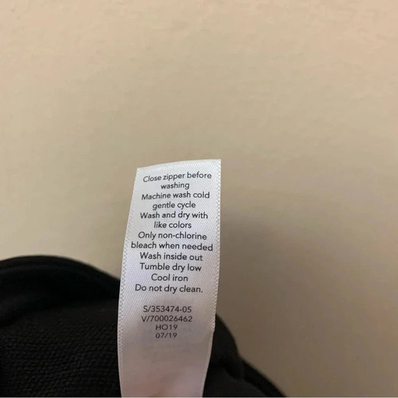 Athleta Headlands Hybrid Cargo Pants - Picture 16 of 16